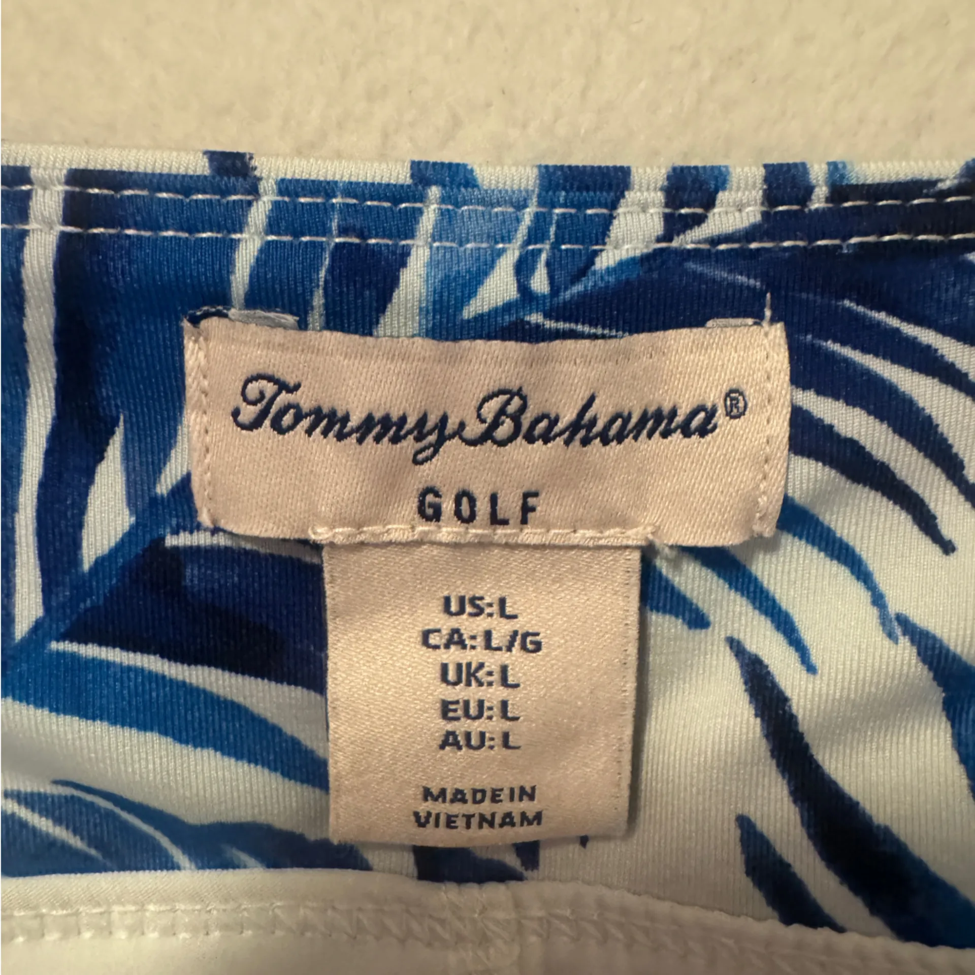 Tommy Bahama Blue and White Leaf Pattern Golf Skirt - Image 3