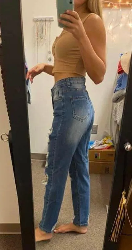 SheIn Mom Jeans - Image 3