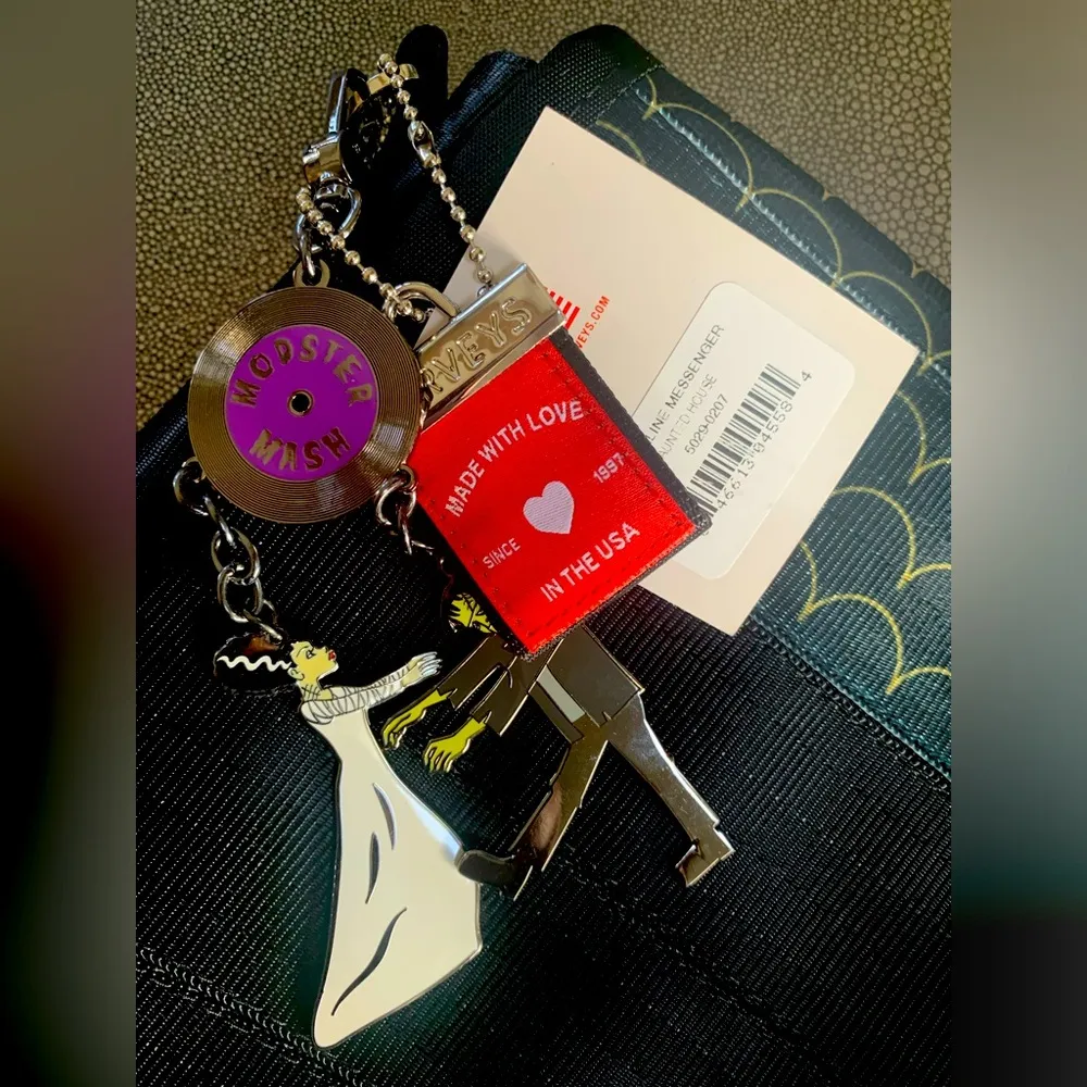 Harvey’s Modster Mash Haunted House Bag Black - Image 4