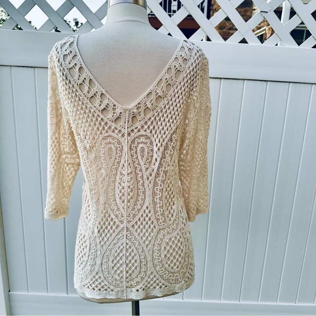 Adiva off white crochet knit shirt - Image 7