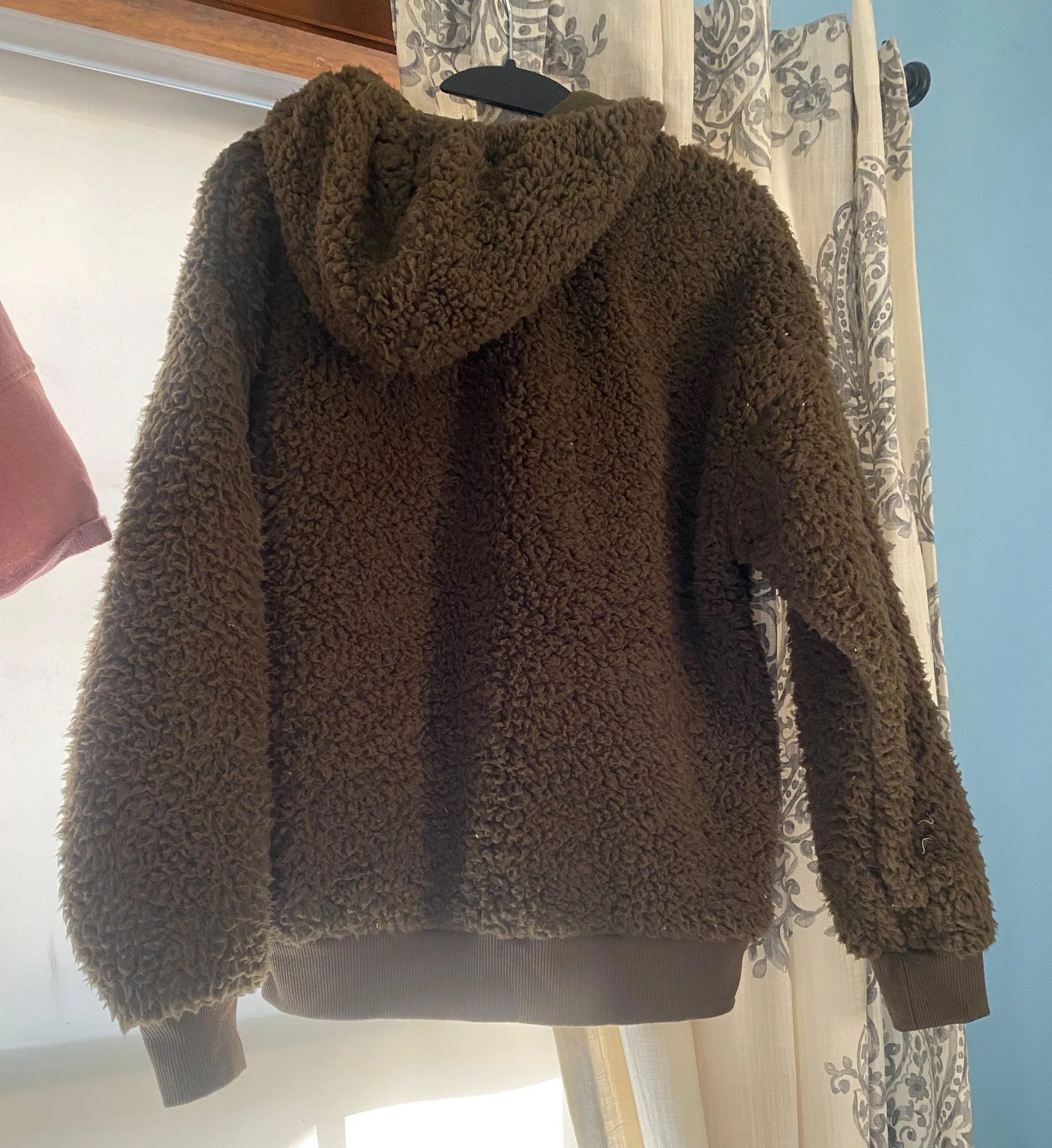 Green Fuzzy Sweatshirt - Image 2