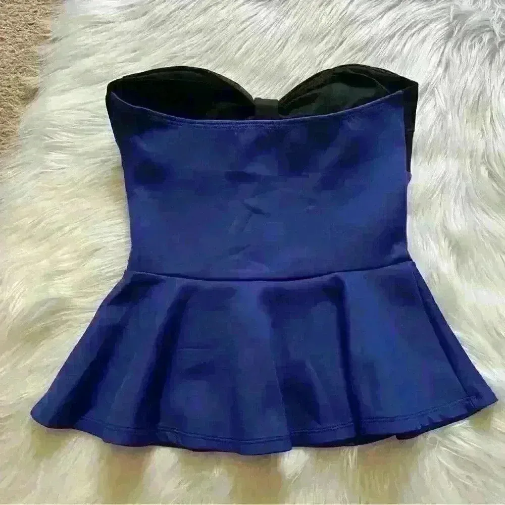Body Central Y2K Strapless Bow Peplum Top Small - Image 5