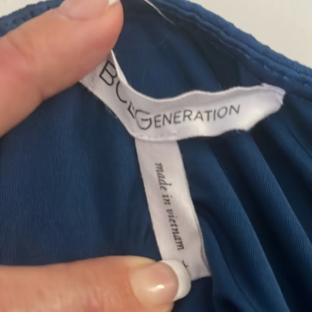 BCBGENERATION exposed back halter dress - Image 6