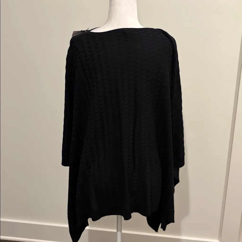 New With Tags Lululemon Divinity Poncho - Image 8