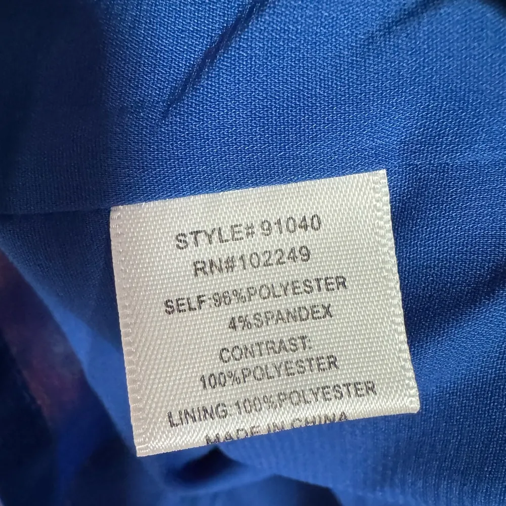 V Neck Blue Floral Dress Size M - Image 6