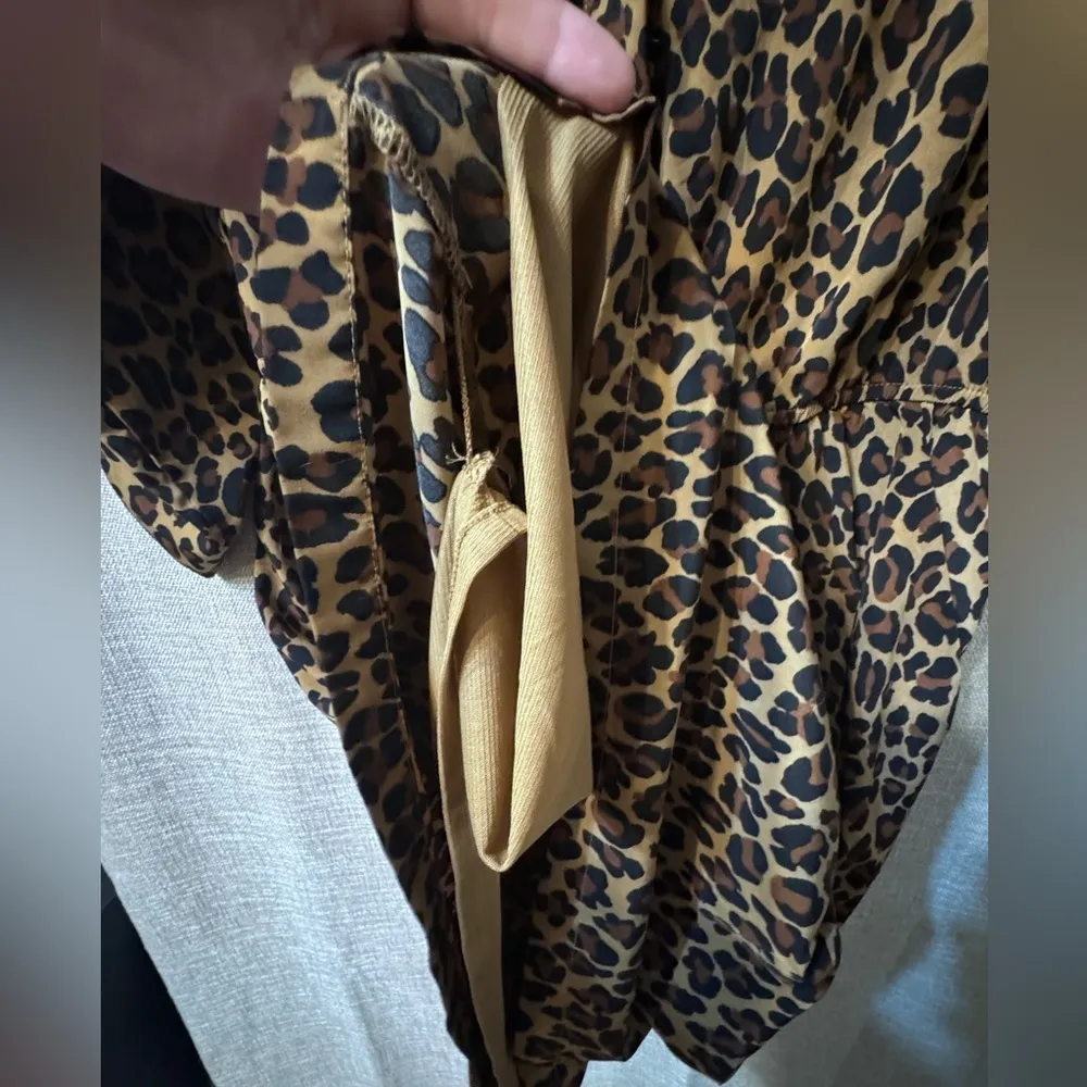 Old navy leopard print dress with pockets- size large - Image 11