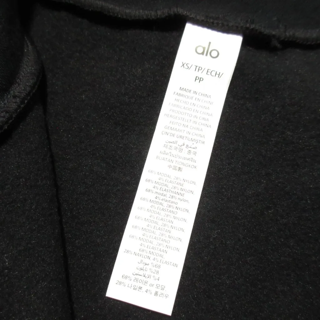 NWT Alo Seamless Winter Warm Plush Cropped Short Sleeve Top in Black XS - Image 3