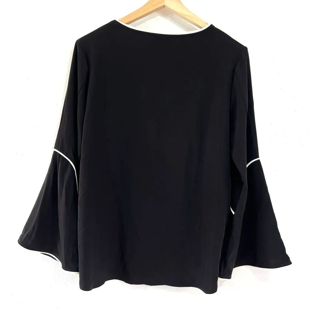 Carmen Marc Valvo Blouse Large Black/ White‎ Trim V-Neck Bell Sleeve Relaxed Fit - Image 2