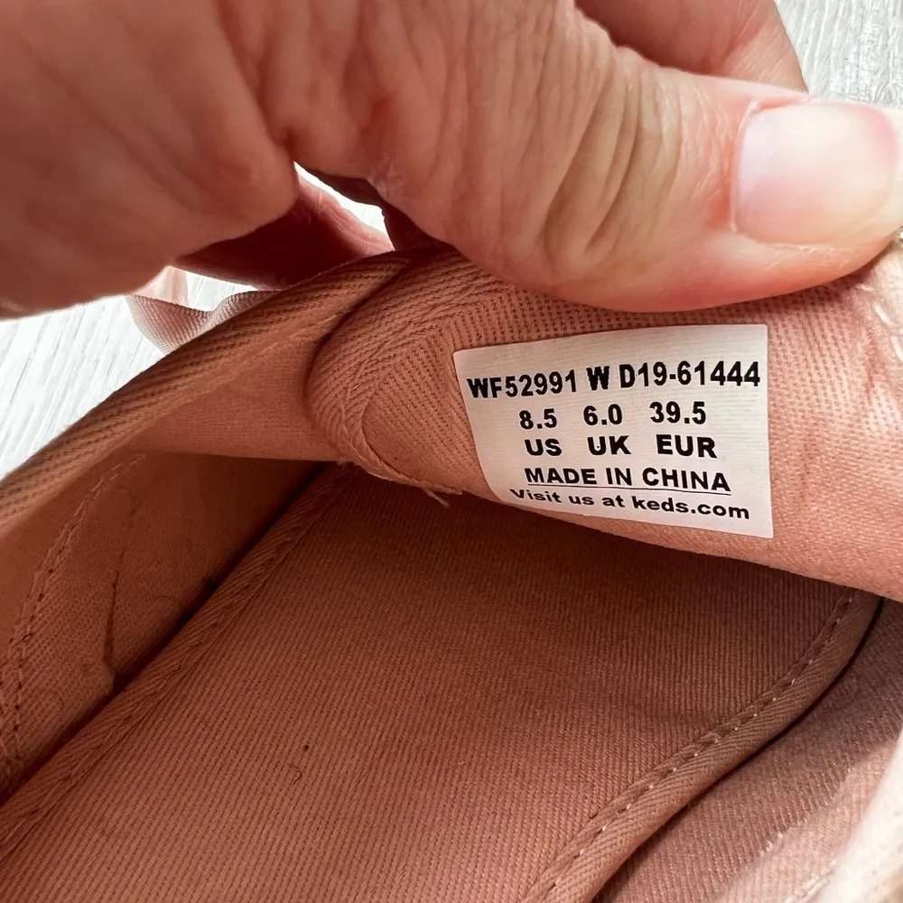 Kate Spade X Keds Glitter Ribbon Lace Sneakers size 8.5 Rose Gold - Image 7