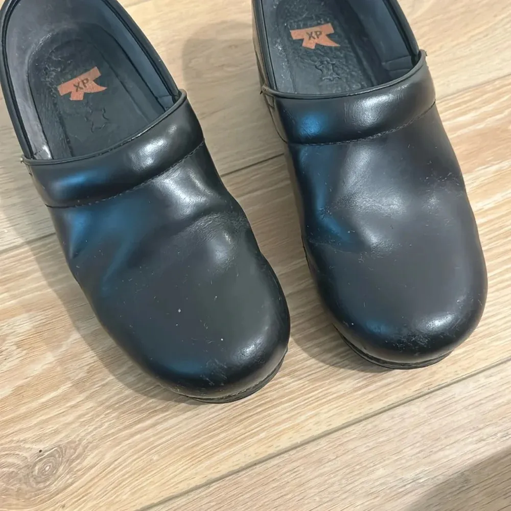 Dansko Professional Black Cabrio leather clogs women size 39 - Image 10