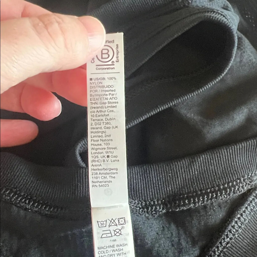 Athleta Momentum Seamless Tank Top Black Size Medium - Image 7