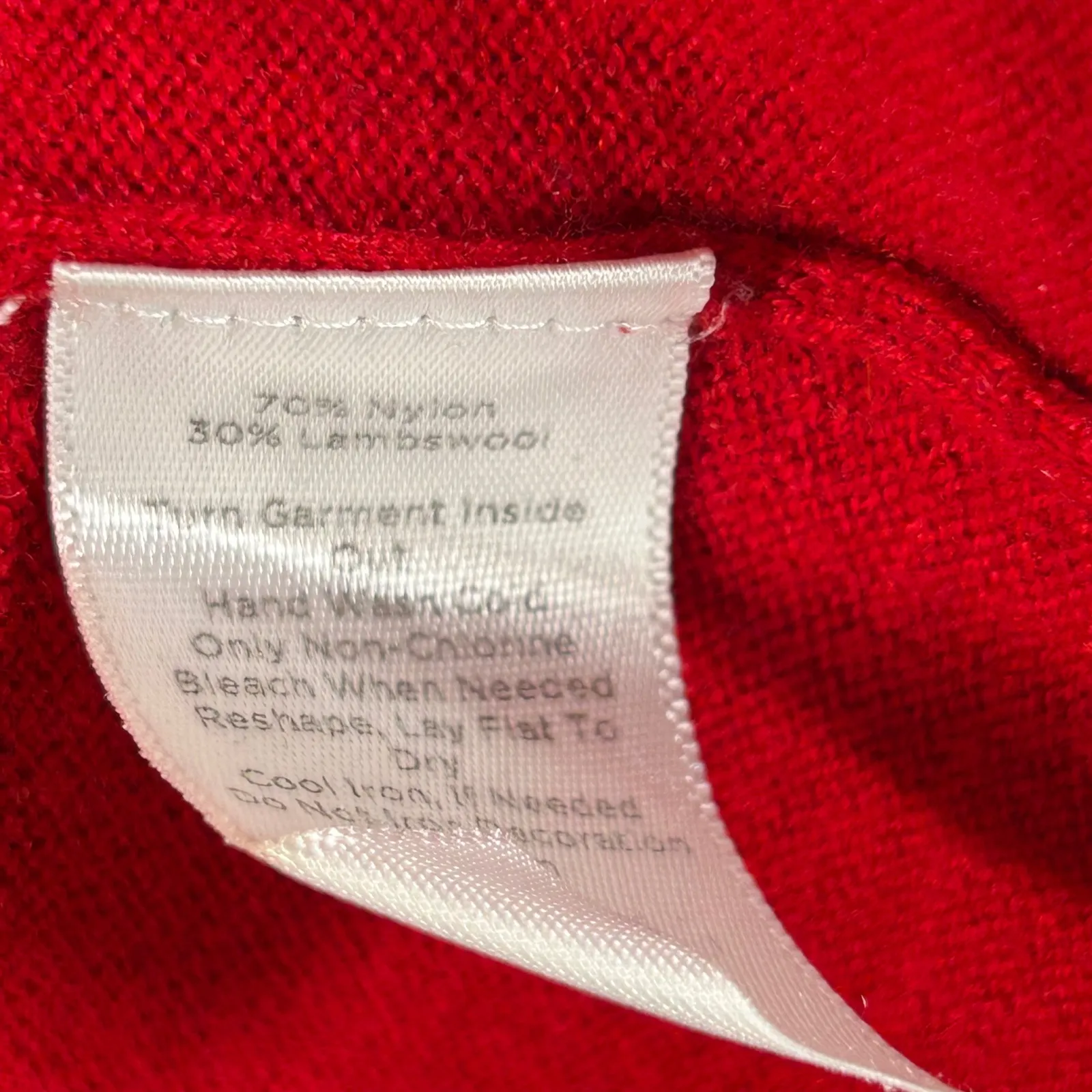 Talbots Petites Red Fair Isle Snowflake Button Shoulder Knit Sweater LP - Image 5