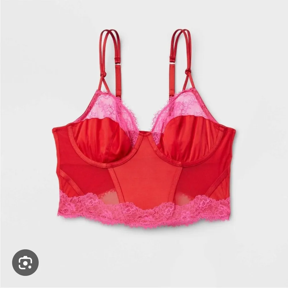 NWT Red and Pink Lace Bustier Bra Size M - Image 3