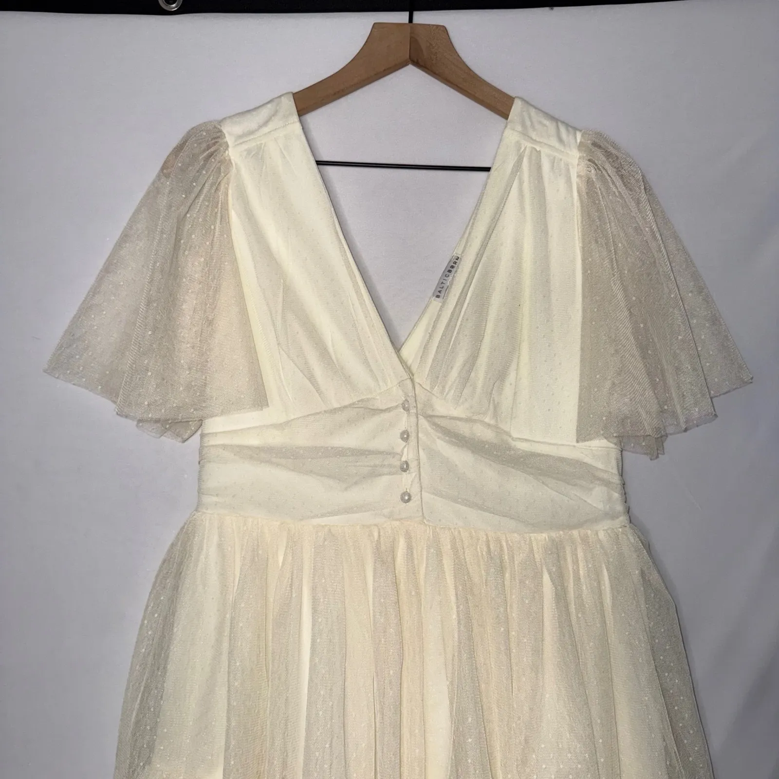 Coquette Crème Tiered Ruffle Baltic Born Short Sleeve Maxi Dress Large - Image 2