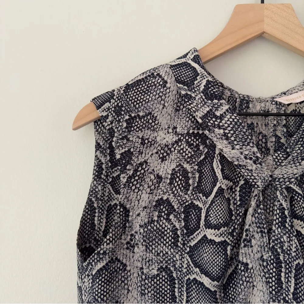 Rebecca Taylor 100% Silk Snakeskin Print Tank Top Keyhole Neck Sleeveless Light - Image 4