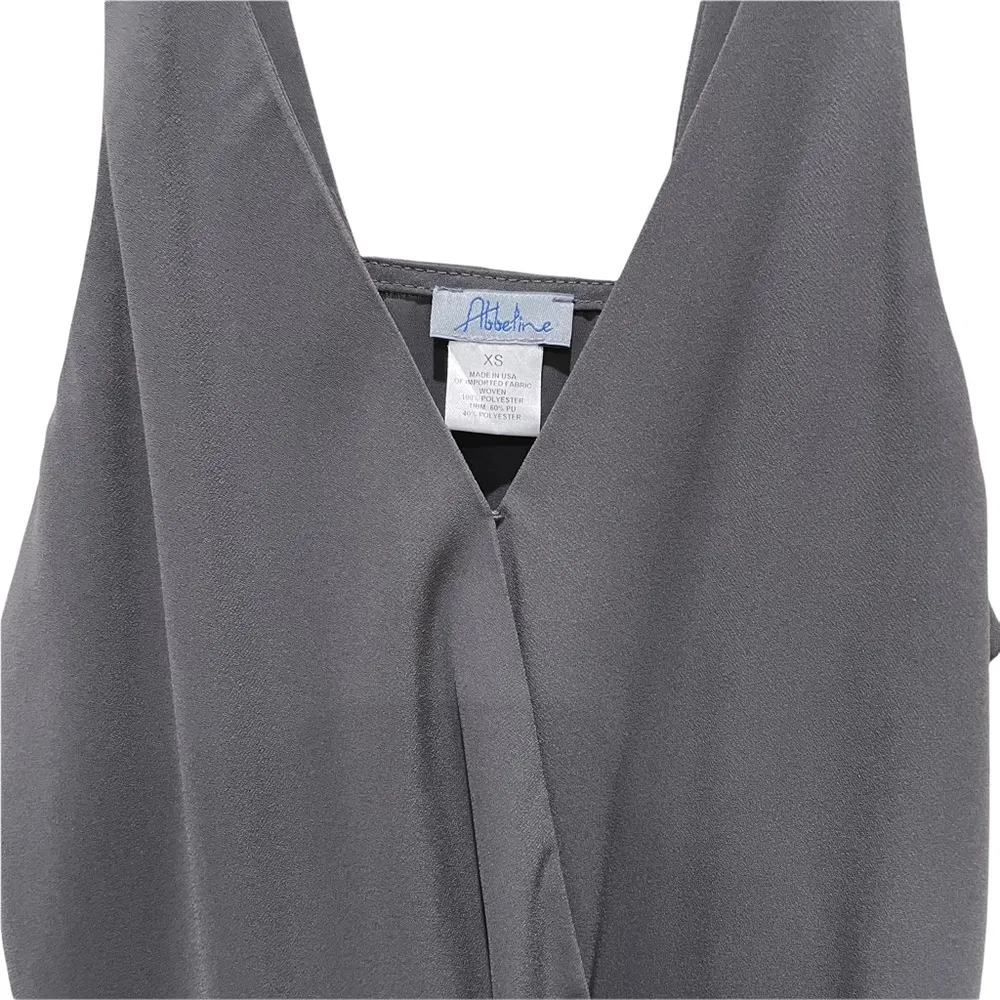 South Moon Under Abbeline Surplice Tank Top Grey Size XS - Image 3