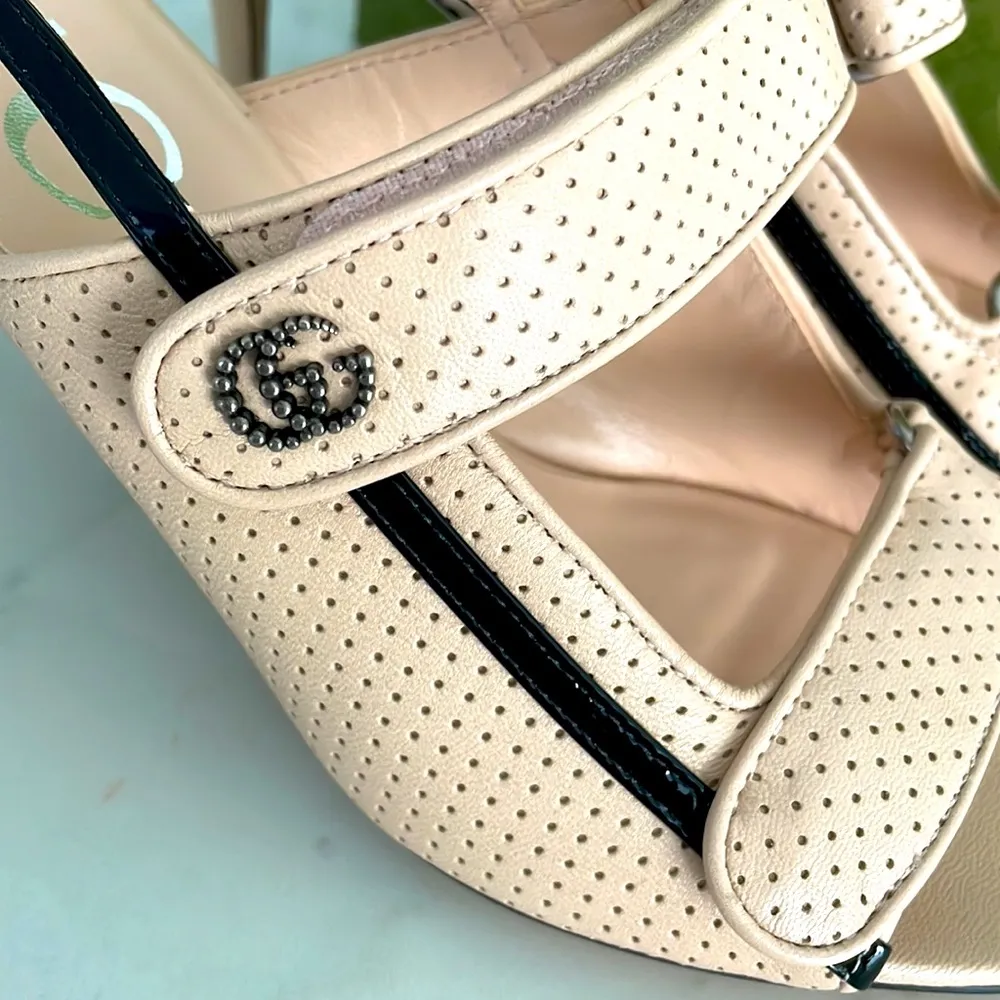 Gucci  Sandals - Image 5