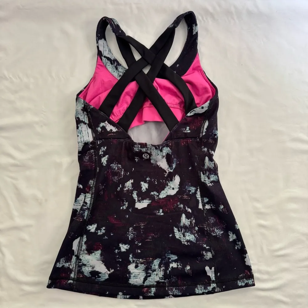 Lululemon Enhearten Tank Static Blossom Size 2 Gym Athleisure Strap Back Yoga - Image 7