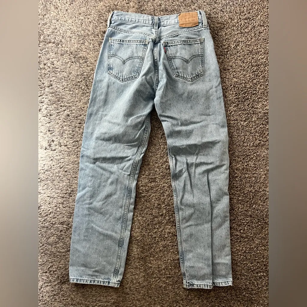 Mid wash denim Levi’s low pros straight jeans - Image 8