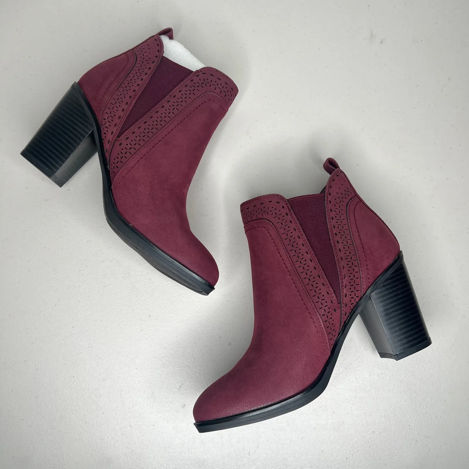 MIA Burgundy Cherry Red Sutton Chelsea Heeled Ankle Bootie Size 11 - Image 6