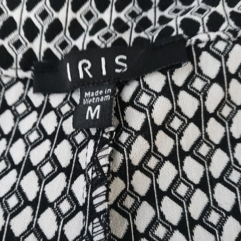 Iris black and white pants size medium - Image 3