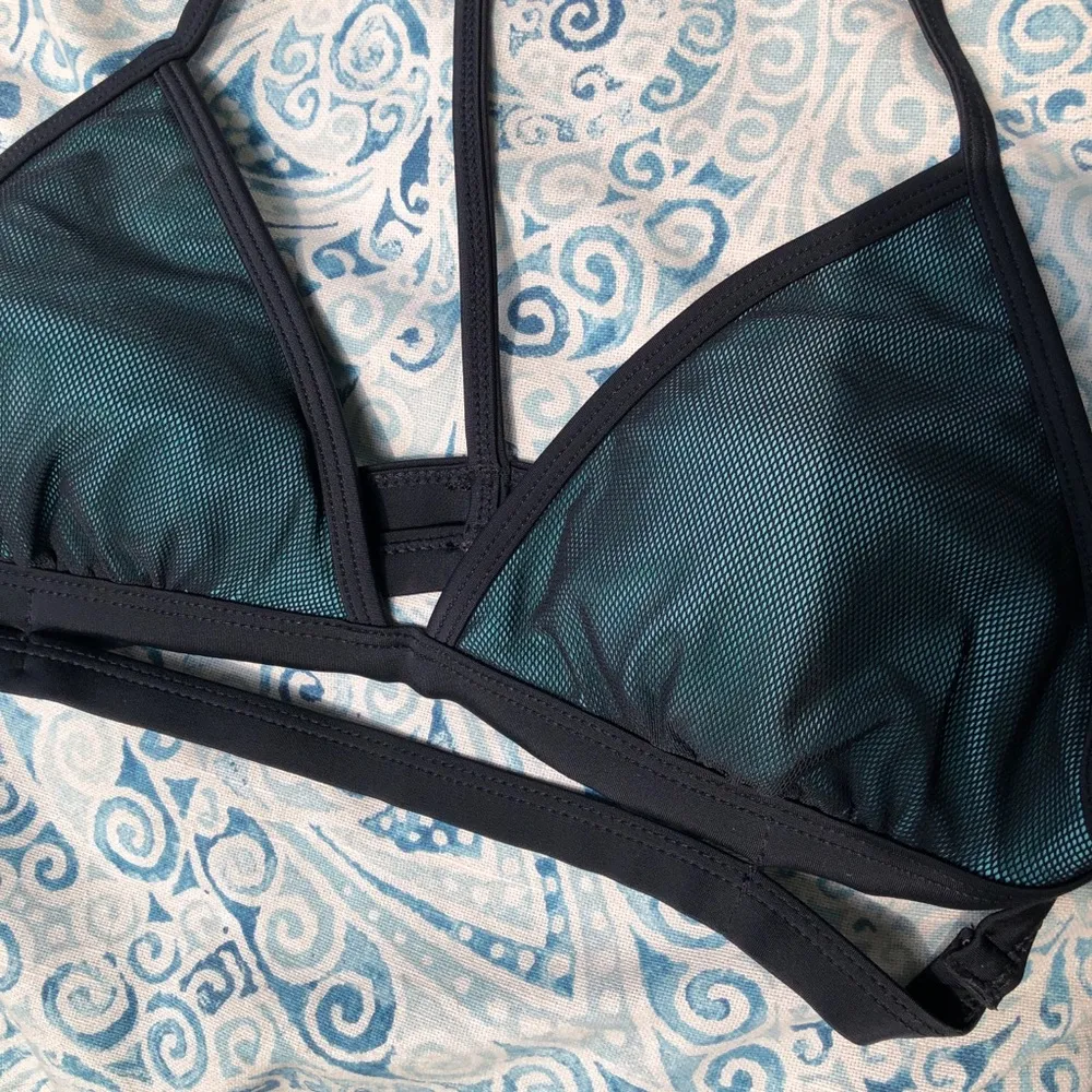 XHILARATION Bikini Top Swim Black/Blue T Back Size L - Image 3