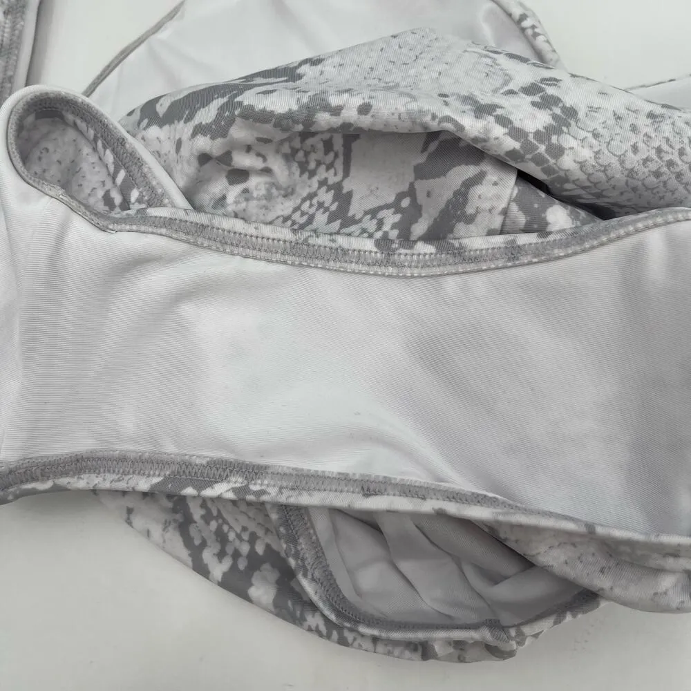 DKNY Swimsuit Size 8 One Piece NWT Gray White Scoop Back Twist Front Swim Beach - Image 16