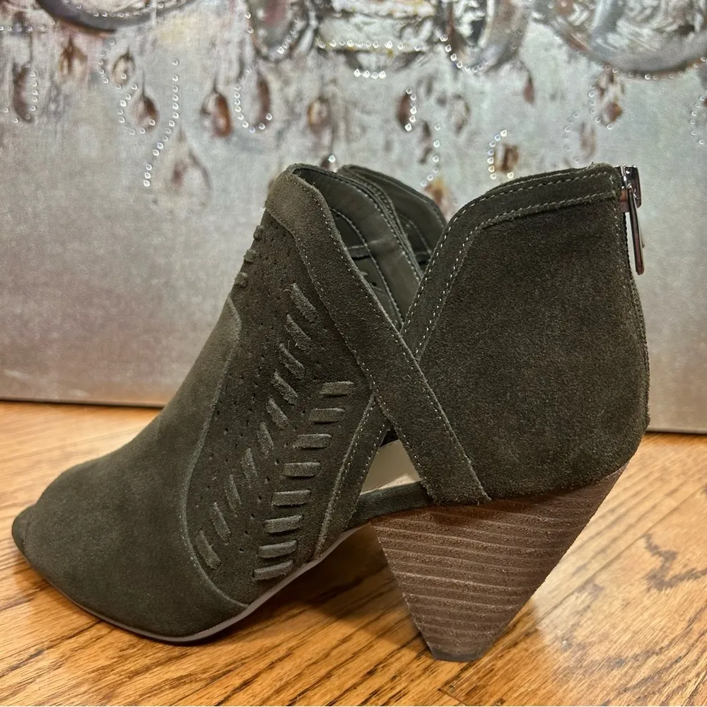 Vince Camuto | Ebelin Open Toe Suede Booties - Image 2