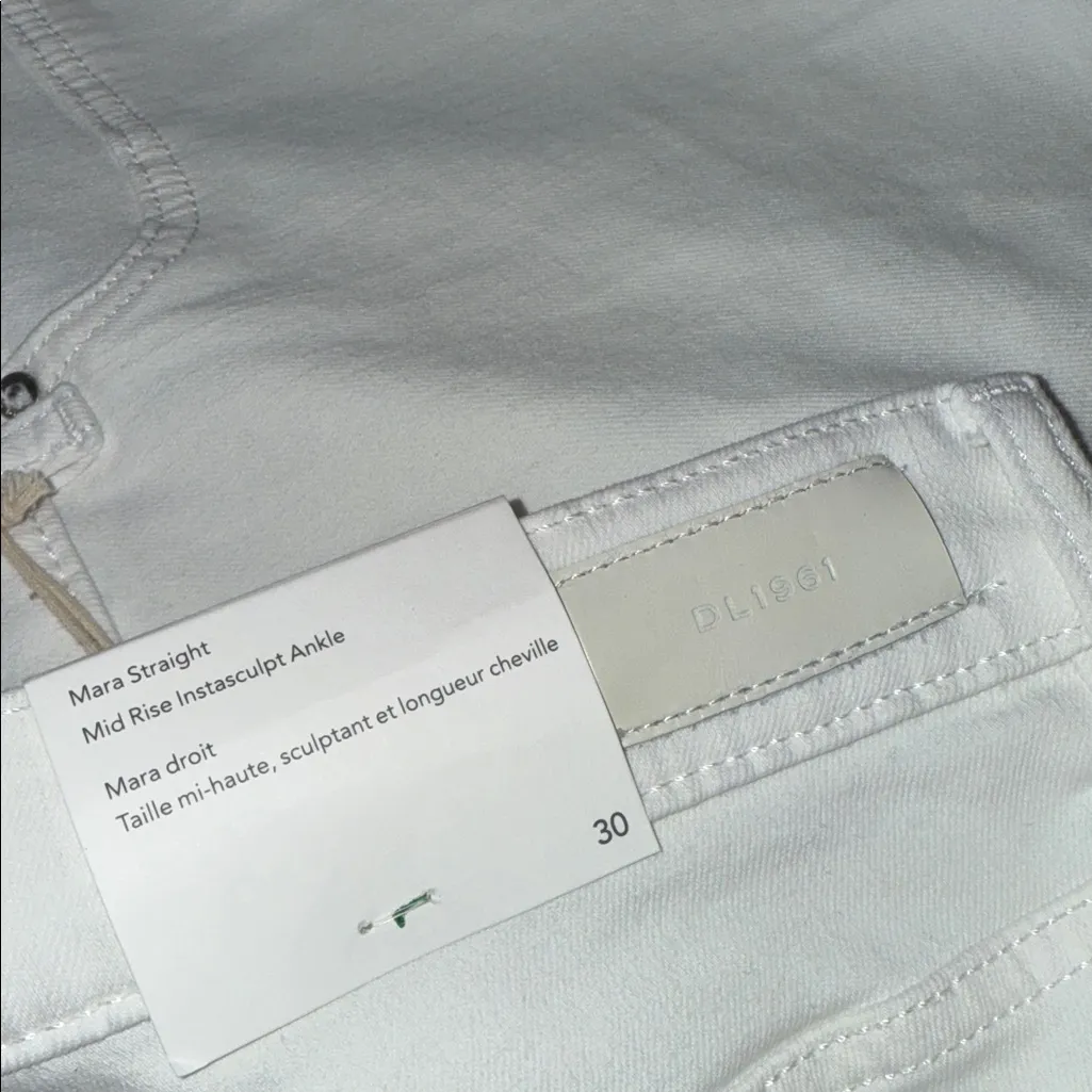 NWT $209 DL1961 Mara Straight Mid Rise Instasculpt Ankle Jeans White SZ-30 - Image 12