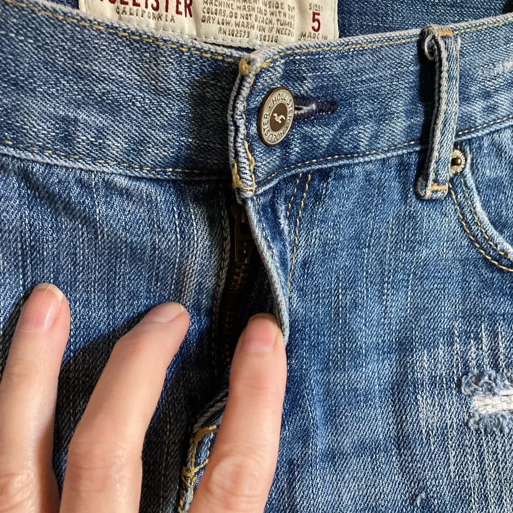 Vintage Y2K Hollister Medium Wash Distressed Ripped Raw Hem Micro Denim Skirt#Pk - Image 5