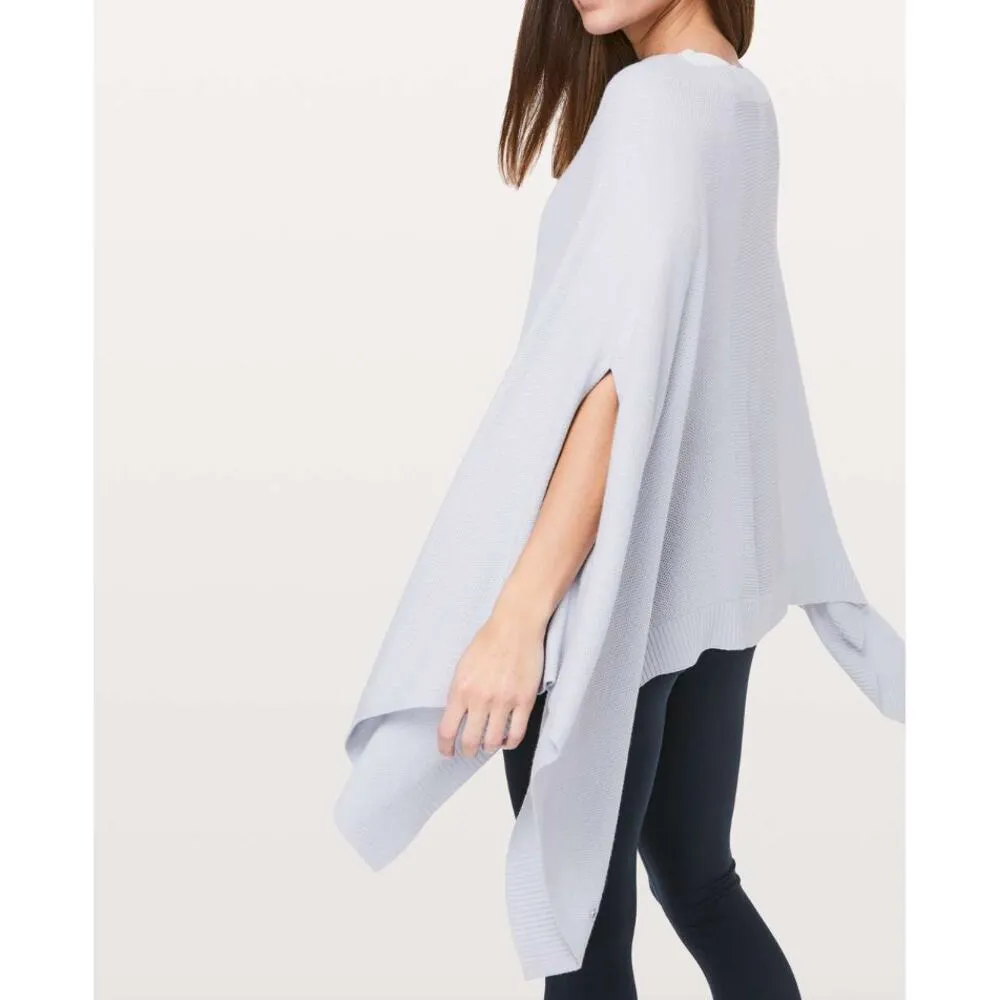 Lululemon Forward Flow Poncho BOOLUX Cape Silver Flow Gray Cashmere Blend - Image 2