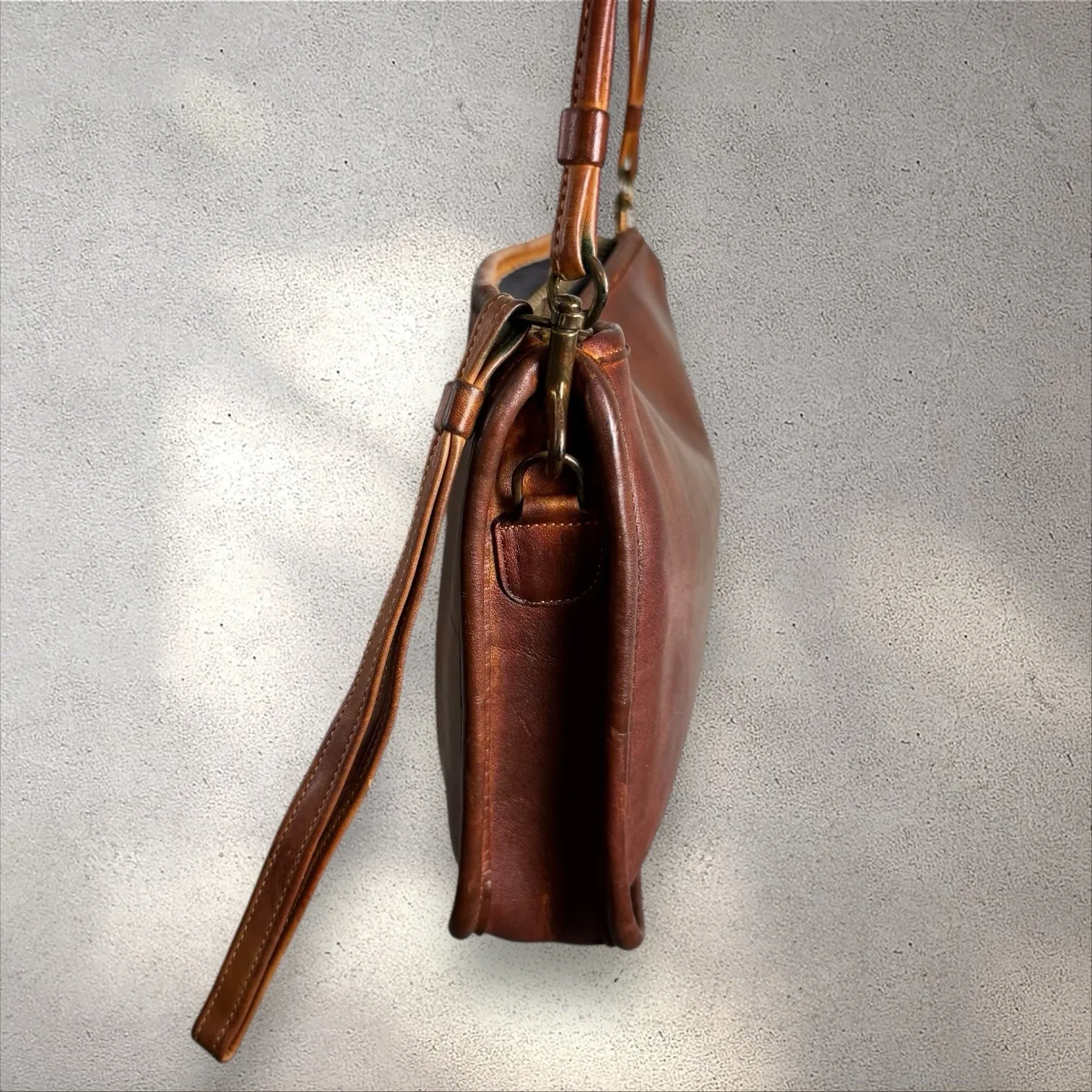 Vtg Coach NYC 5140 Standard Clutch‎ Wristlet Shoulder Bag Pre-1994 British Tan - Image 3