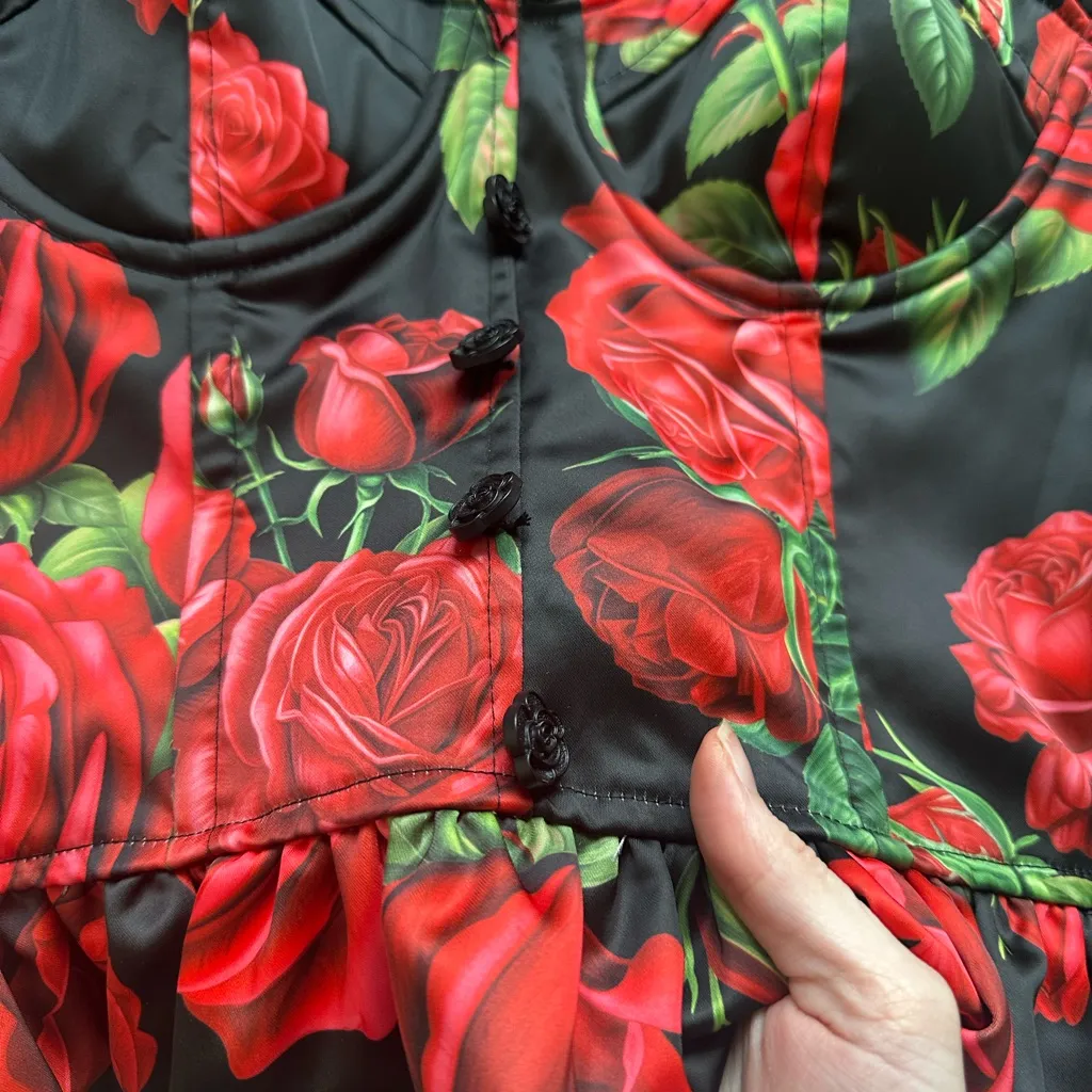 Sugar Thrillz Black and Red Rose Crop Top Size XS - Image 2