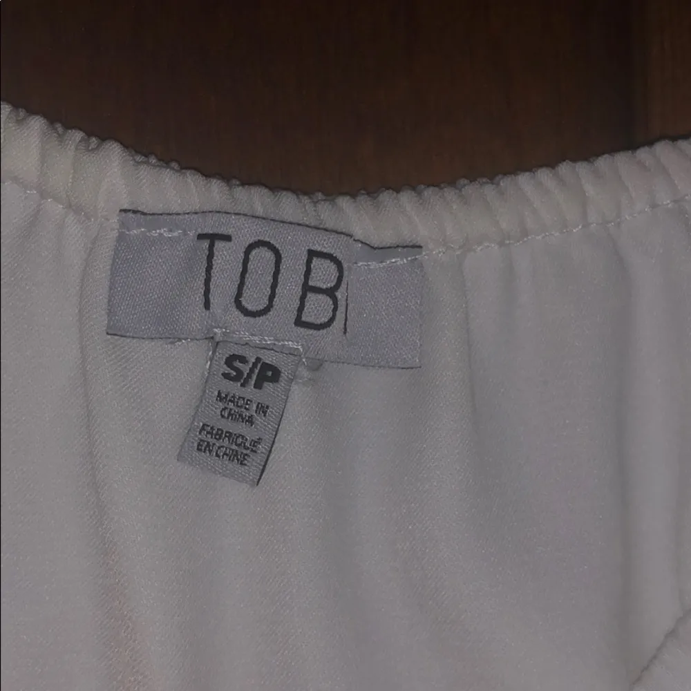 Toni White Off the Shoulder Long Sleeve Top - Image 2