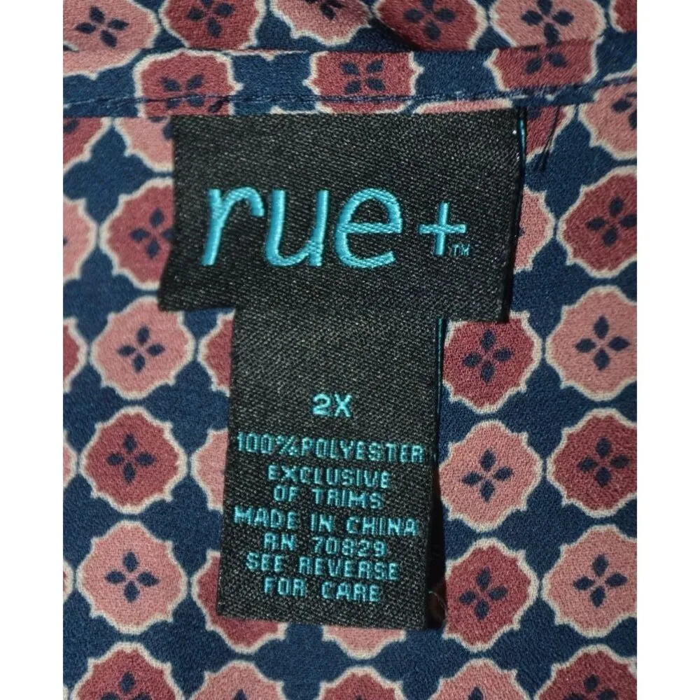 Rue + Women's V - Image 11