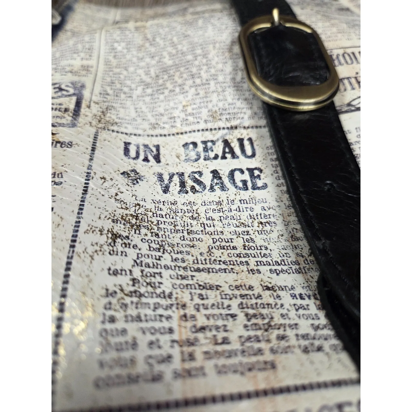 Patricia Nash Venezia Pouch Crossbody Newspaper Print Purse - Image 3