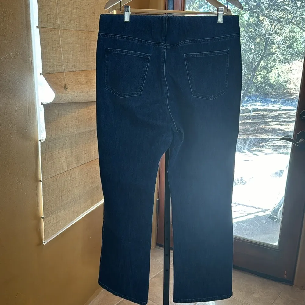Soft Surroundings Ultimate Denim Pull-On Bootcut Jeans Size XL 18 No Belt Loops - Image 4
