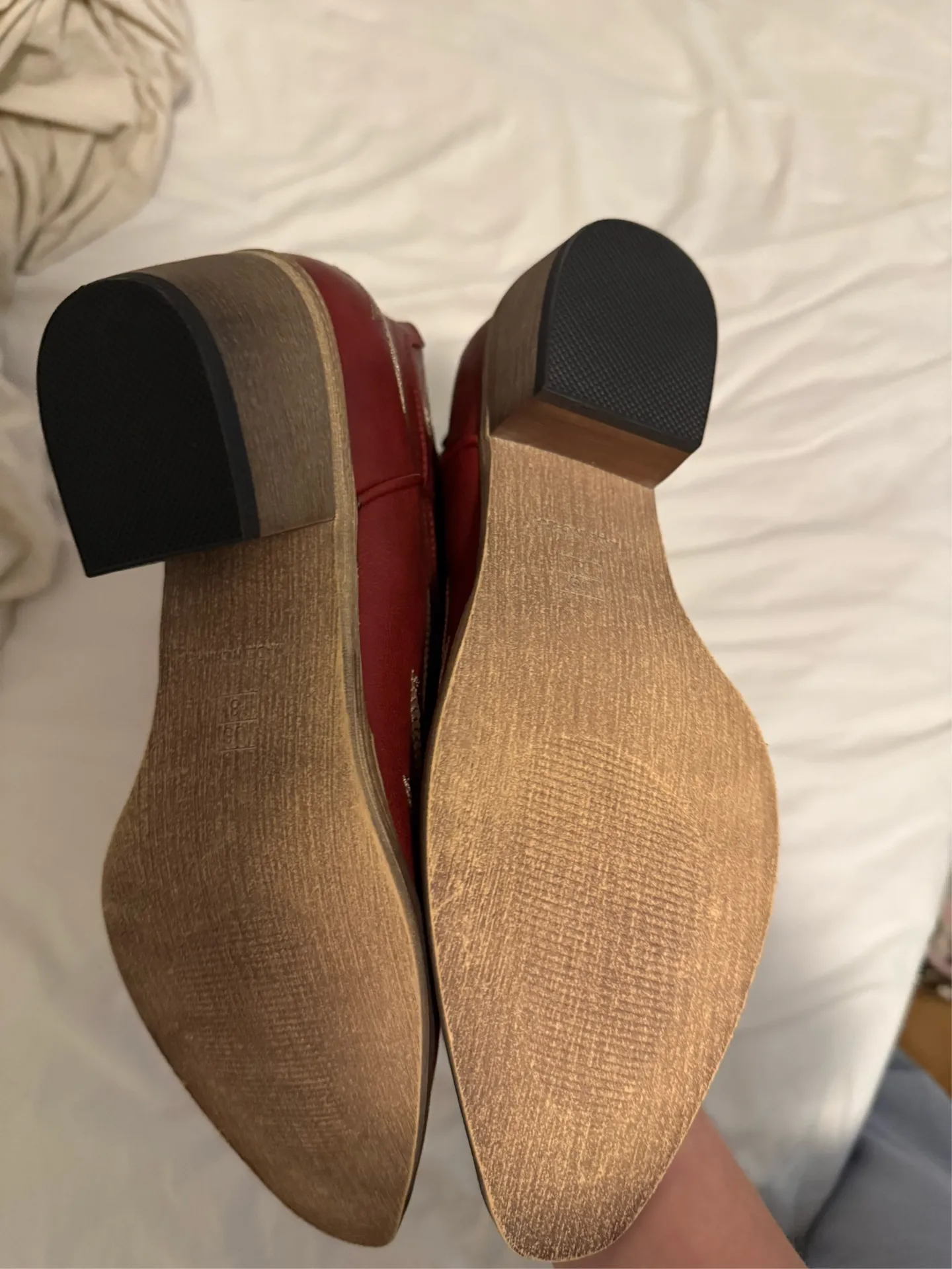 Red Tall embroidered Cowboy Boots Size 8 - Image 3