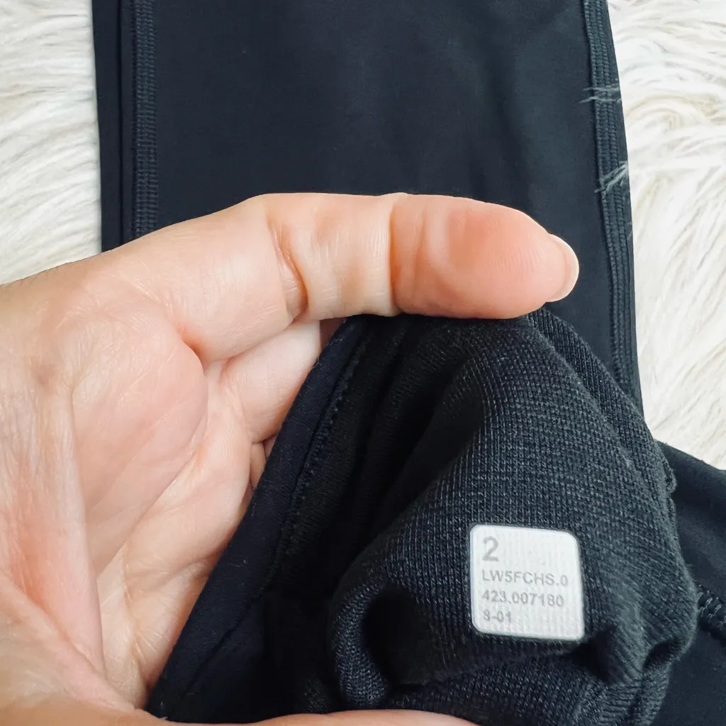 Lululemon Align High-Rise Mini-Flared Pant 28" - Image 4