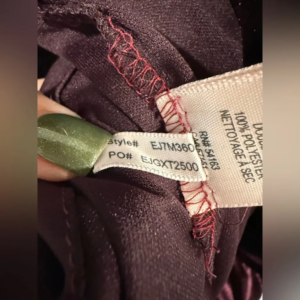 Eliza J Burgundy Plum Velvet Ruched Sheath Dress Long Sleeve Size 4 EUC - Image 7