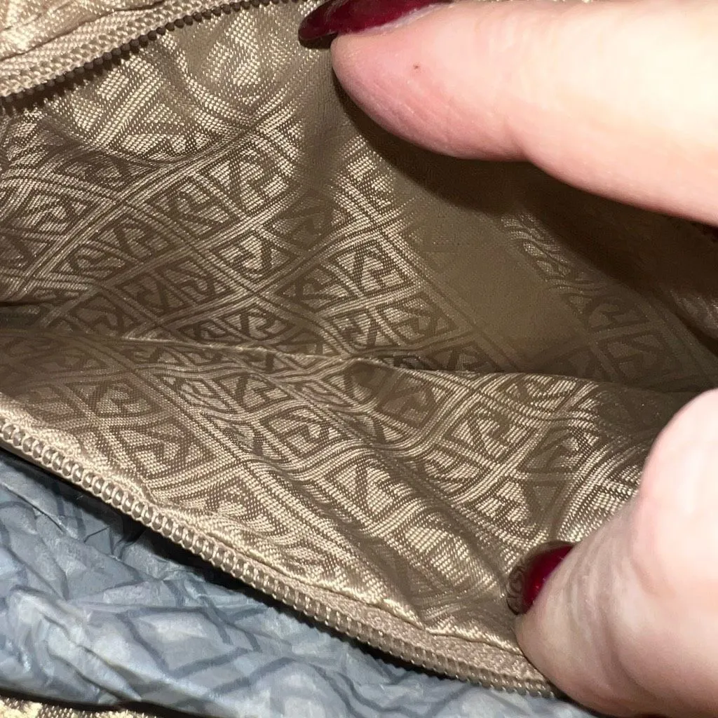 Relic‎ Takeaway Scalloped Wristlet - Image 8