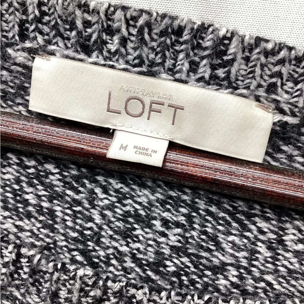 Loft Cable knit sweater. Marl Black. Medium - Image 7