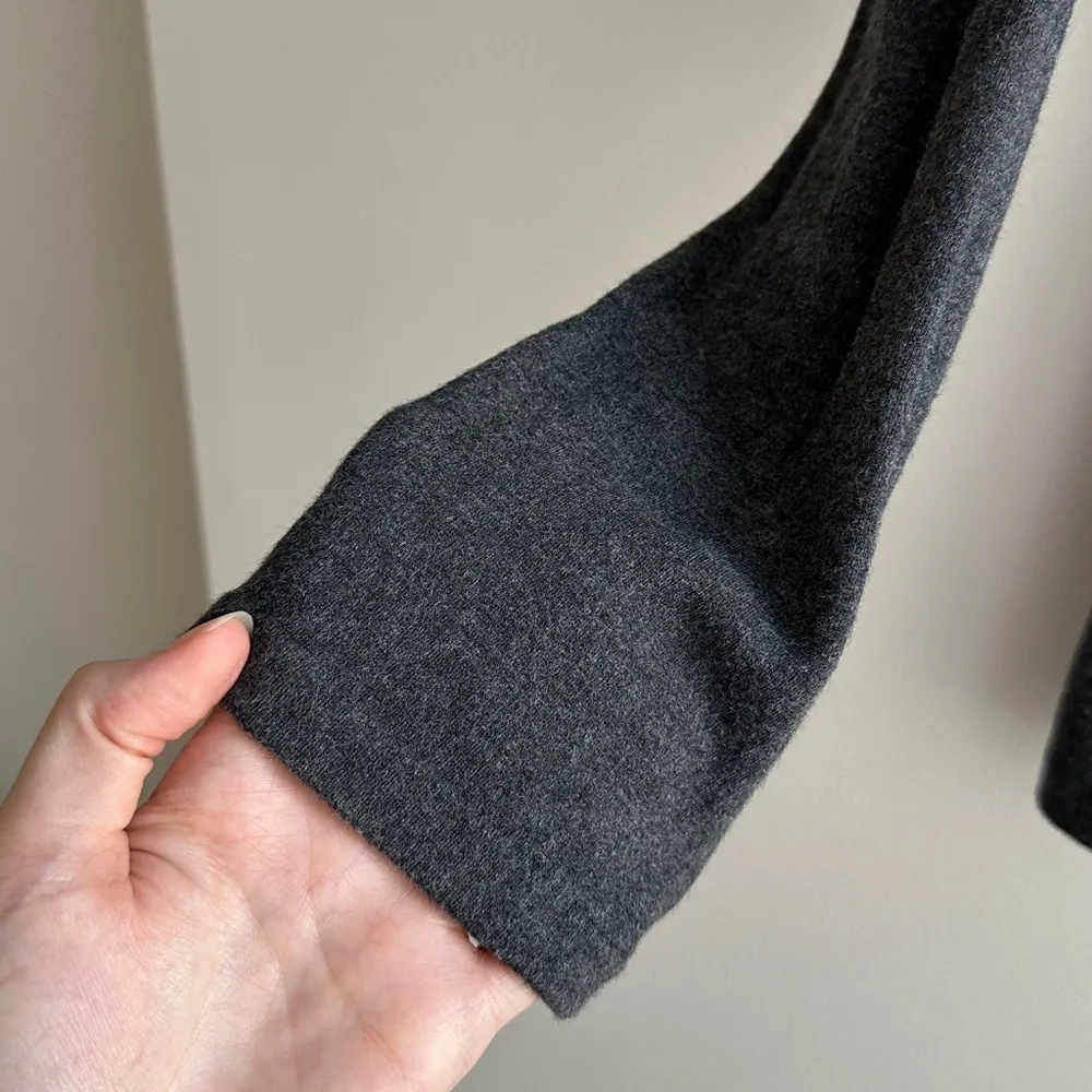 Tahari Dark Grey Stretch Sweatshirt Blazer, Casual Workwear, Size Medium - Image 6