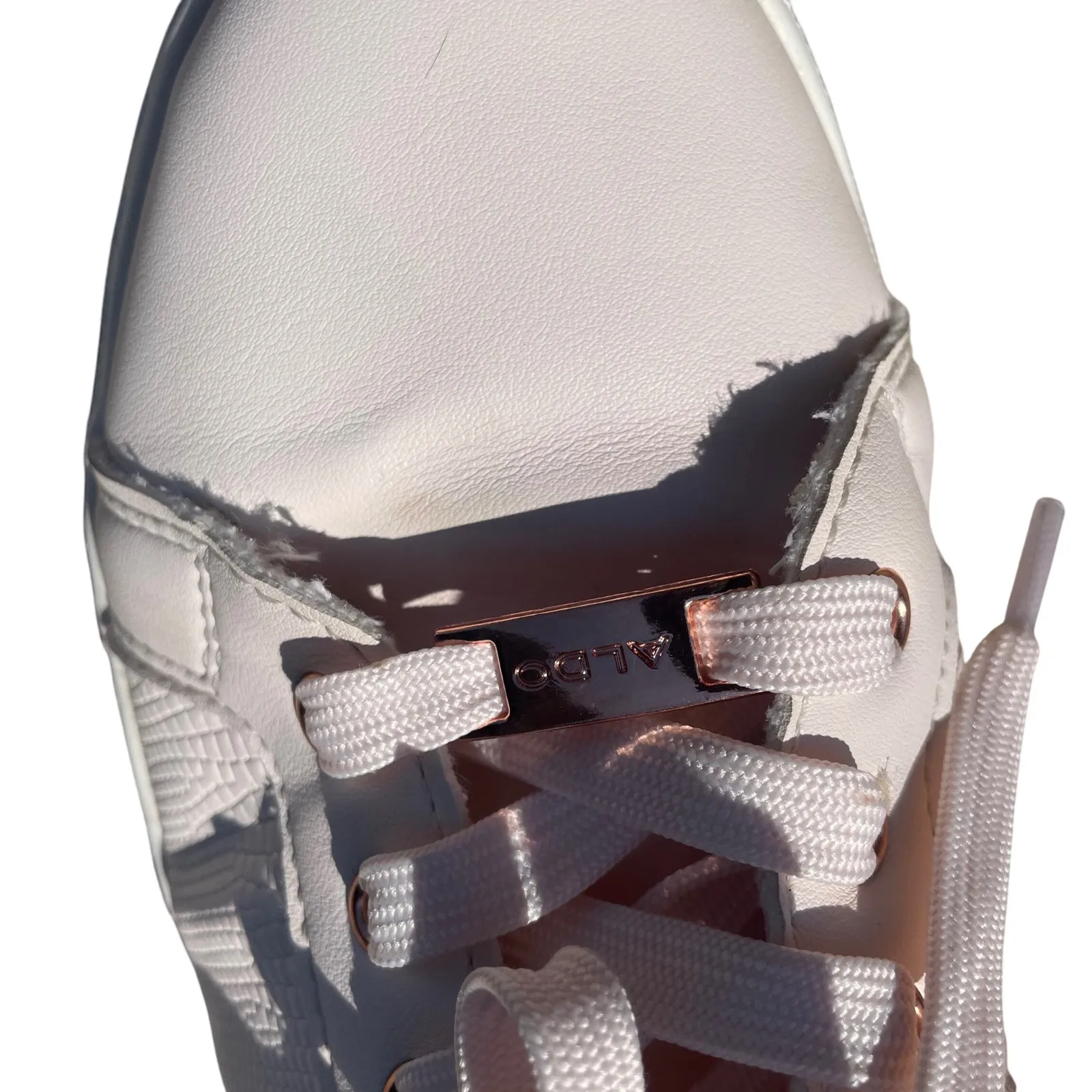 Aldo Women's‎ Sneakers Size 9 Pink White Rose Gold Lightweight Casual Shoes - Image 4