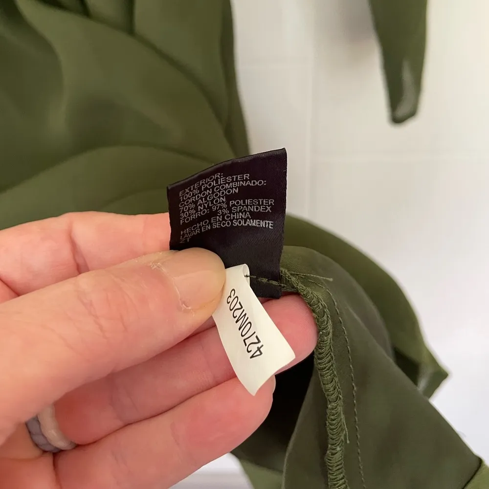 Tahari Green Long Sleeve Dress Black Lace Shoulder Arthur S. Levine ~ Size XS - Image 8