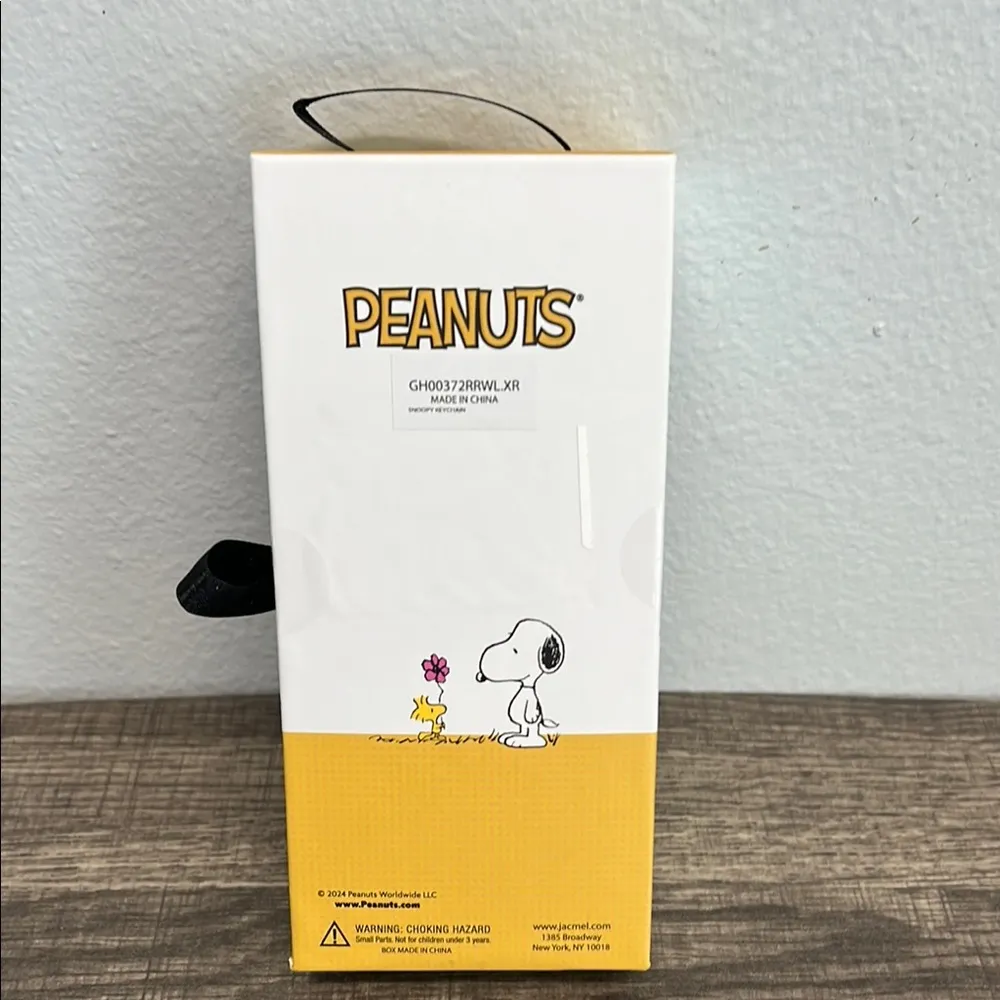 Peanuts Silver Snoopy Bag Charm Collectables ✨🖤 - Image 7