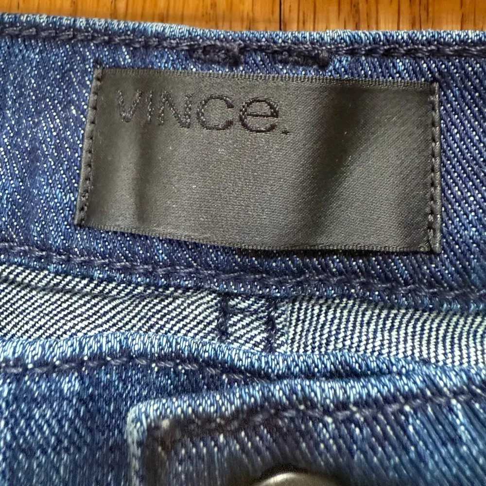 VINCE Cameron Cigarette Jeans Vintage Crease Size 28 - Image 5