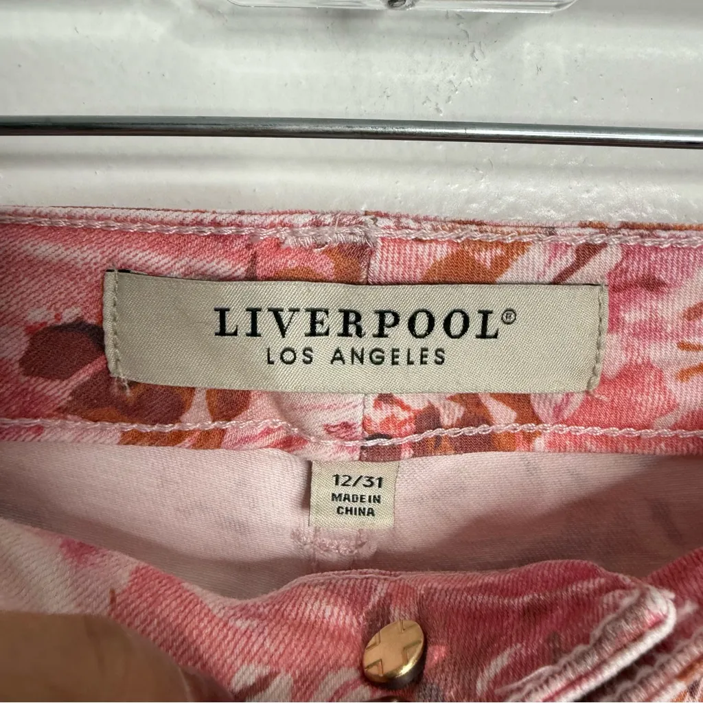 NWT Stitch Fix Liverpool Hannah Fray Hem Crop Jeans Pink‎ Floral Size 12/31 - Image 5