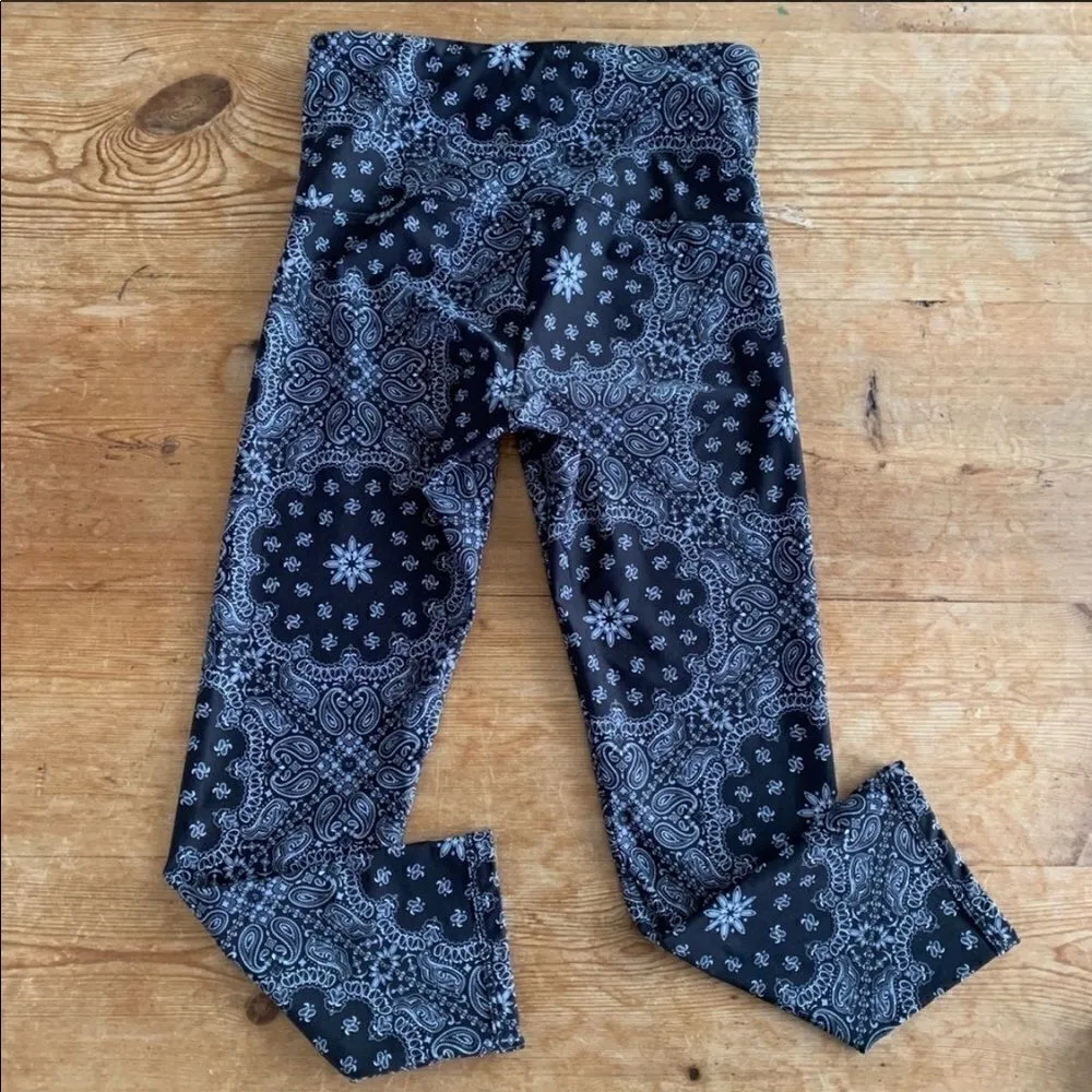 𝅺euc Lorna Jane Bandana Babe 7/8 core tight sz xs - Image 3