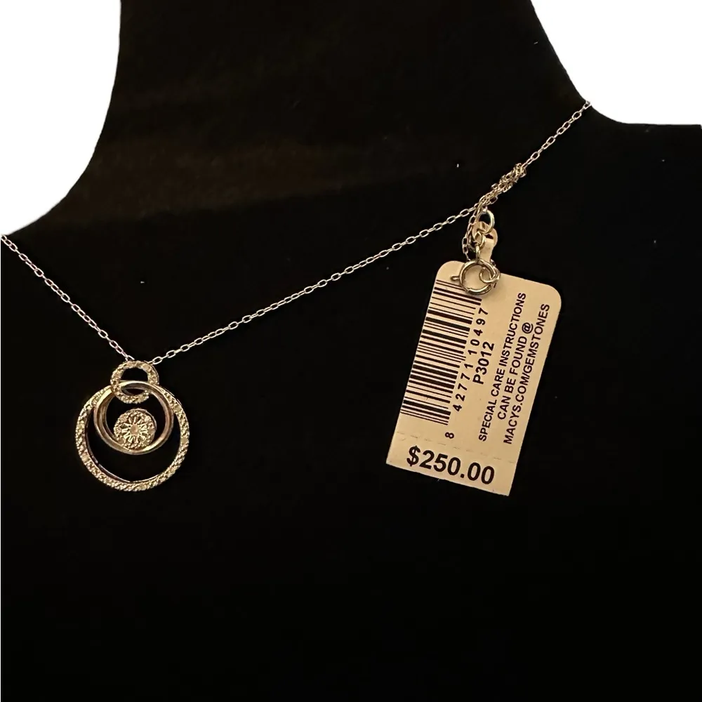 R H Macy & Co Diamond Triple Circle 18" Pendant Necklace (1/10 ct. t.w.) - Image 6